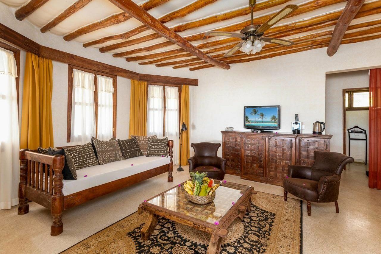 Hotel Karafuu Beach Resort Pingwe Bagian luar foto