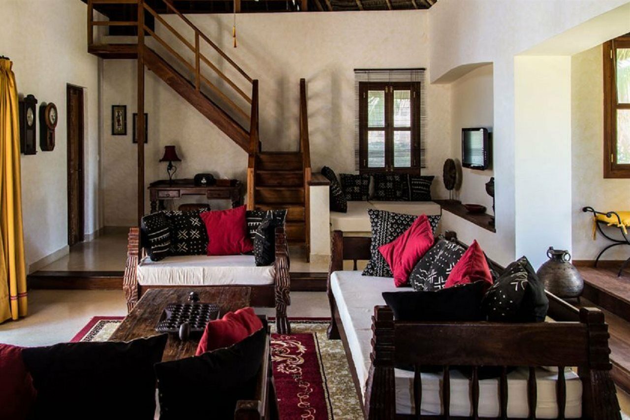 Hotel Karafuu Beach Resort Pingwe Bagian luar foto